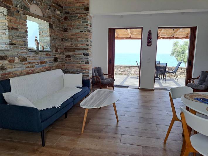 Ferienwohnung für 4 Personen, mit Balkon/Terrasse und Terrasse sowie Garten und Ausblick auf den Peloponnes - 4