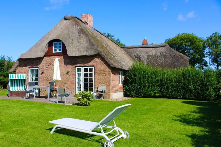 Ferienhaus für 6 Personen, mit Terrasse und Garten - 1