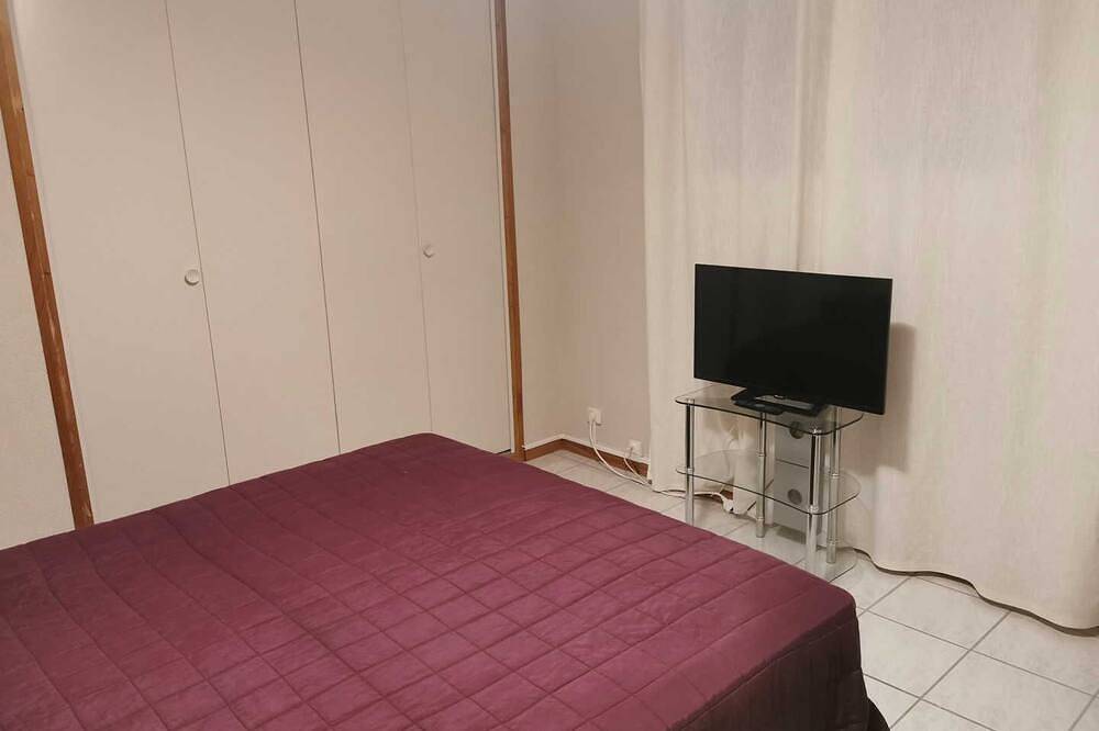 La Croix de Roland - Cournonterral in Cournonterral, Côte d'Améthyste