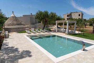 Trullo per 8 Persone in Castellana Grotte, Valle D'Itria, Foto 1