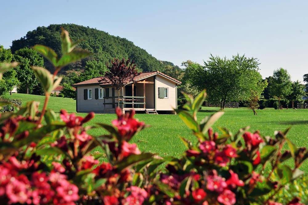 Chalet para 6 personas con terraza en Domaine du Lac de Champos in Saint-Donat-sur-l'Herbasse, Región de Valence