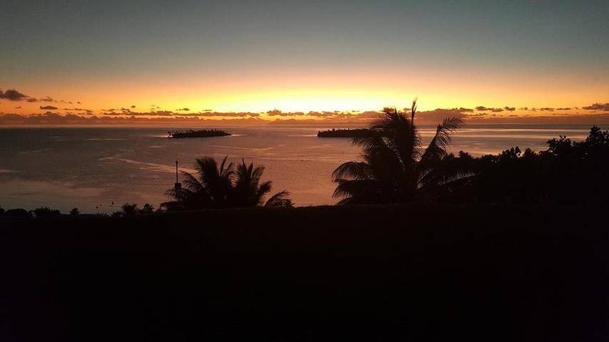 Location de vacances pour 2 personnes, avec piscine ainsi que jardin et vue, animaux acceptés dans Uturoa - 4