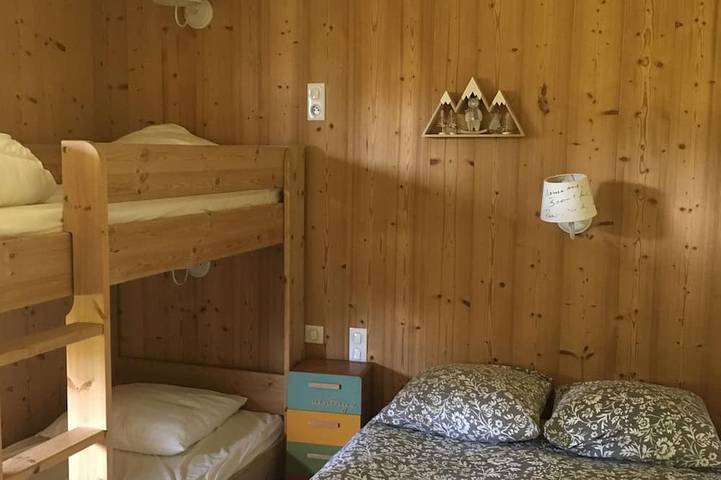 Ganze Wohnung, 3 p. renoviert, Eleganz und Komfort, im 8. und letzten Stock auf 50 m. Tracks in Orcières, Nationalpark Écrins