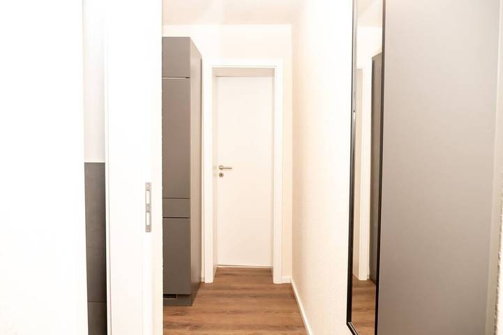 Ganze Wohnung, Kleines Apartment mit Schlafzimmer, Küche und Bad in Graben-Neudorf, Rheinebene