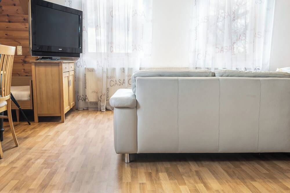 Ganze Wohnung, Alpen-hostel Südgrat 8, Buxacher Straße 23 mit Motorradvermietung in Memmingen, Bayerisch Schwaben
