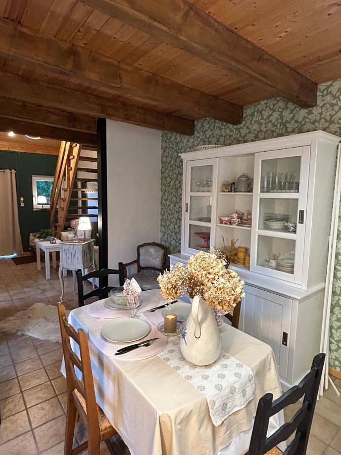Chalet pour 2 personnes, avec vue et vue sur le lac ainsi que terrasse et jardin