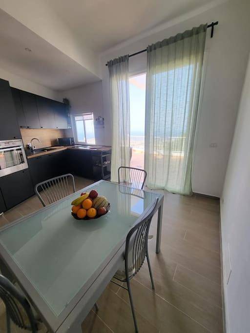 Gîte pour 5 personnes, avec balcon et jacuzzi dans Los Menores - 2