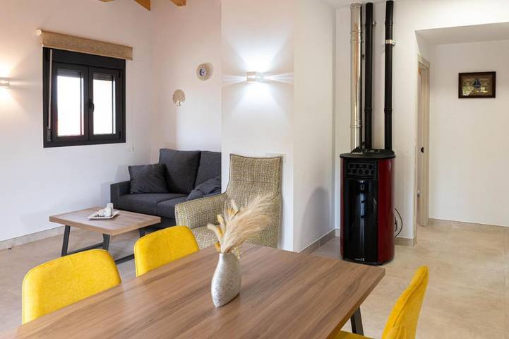 Casa rural para 4 personas, con balcón y vistas, Se admiten mascotas en Comarca de Teruel - 4