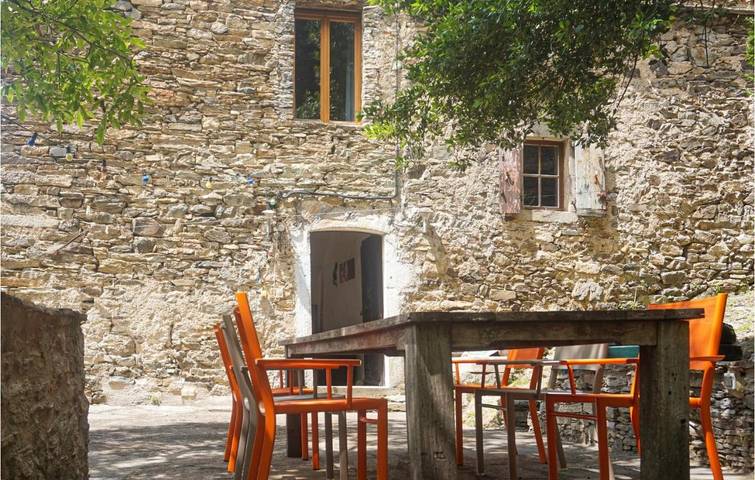 Location de vacances pour 4 personnes à Vieussan