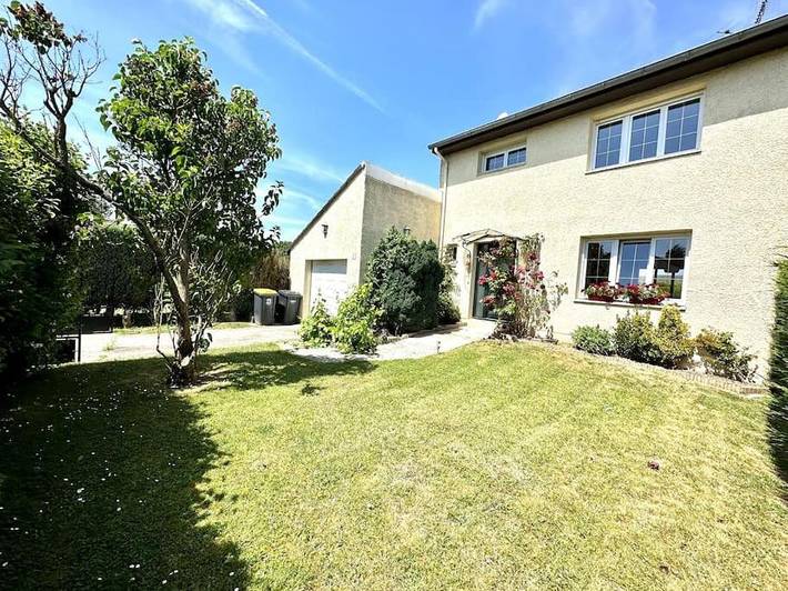 Location de vacances pour 6 personnes, avec Jacuzzi ainsi que Terrasse et Jardin dans Quevauvillers