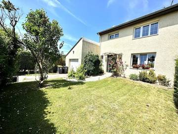 Gîte pour 6 personnes, avec jacuzzi ainsi que jardin et terrasse, animaux acceptés dans Quevauvillers