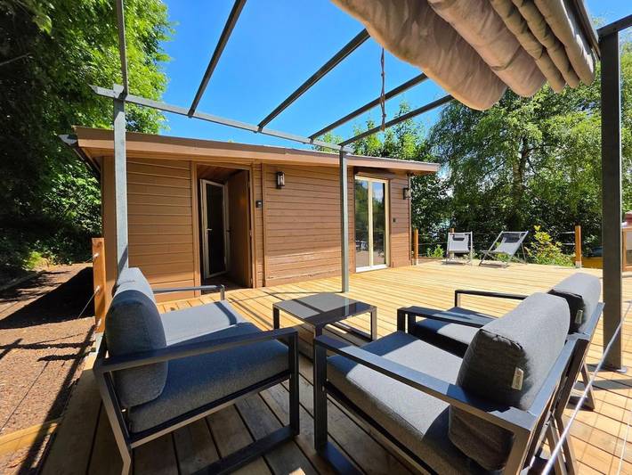 Chalet pour 2 personnes, avec Jacuzzi et Terrasse ainsi que Jardin et Vue