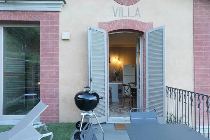 Gîte pour 8 personnes, avec vue ainsi que terrasse et piscine à Barolo - 2