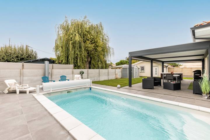 Villa for 4 people, with garden - 1