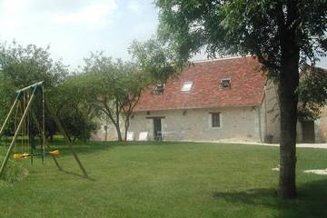 Gîte pour 7 personnes, avec jardin, animaux acceptés à Betz-le-Château