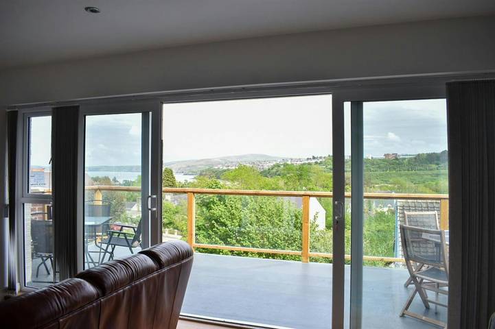 Hytte for 6 personer, med terrasse og have - 1