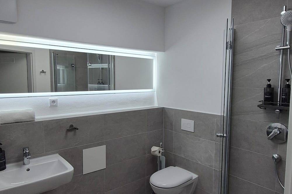 Ganze Wohnung, Apartments Seibel  Doppel-/Zweibettzimmer mit Bad in Sondelfingen, Reutlingen
