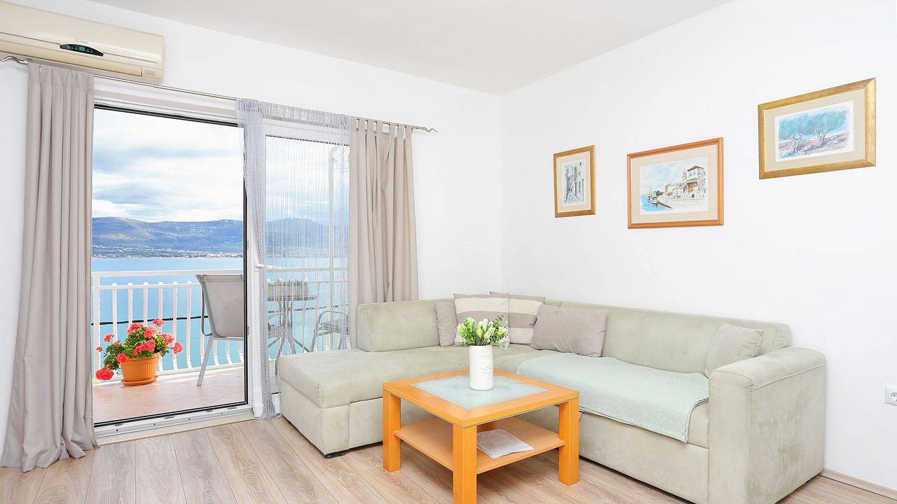 Ganze Ferienwohnung, Ferienwohnung für 6 Personen (42 m²) in Arbanija in Arbanija, Ciovo