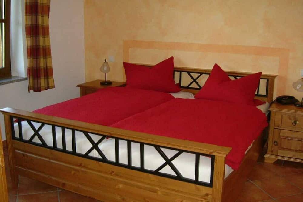 Ganze Wohnung, Sehr schöne und stilvolle 4-Sterne-Nichtraucher-Ferienwohnung in Schmallenberg, Hochsauerlandkreis