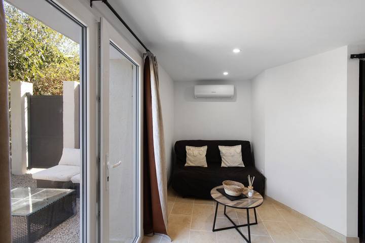 Ganze Wohnung, Apartment „Villa Dolce Vita“ mit privatem Garten und Wlan in Solaro, Corte und Umgebung