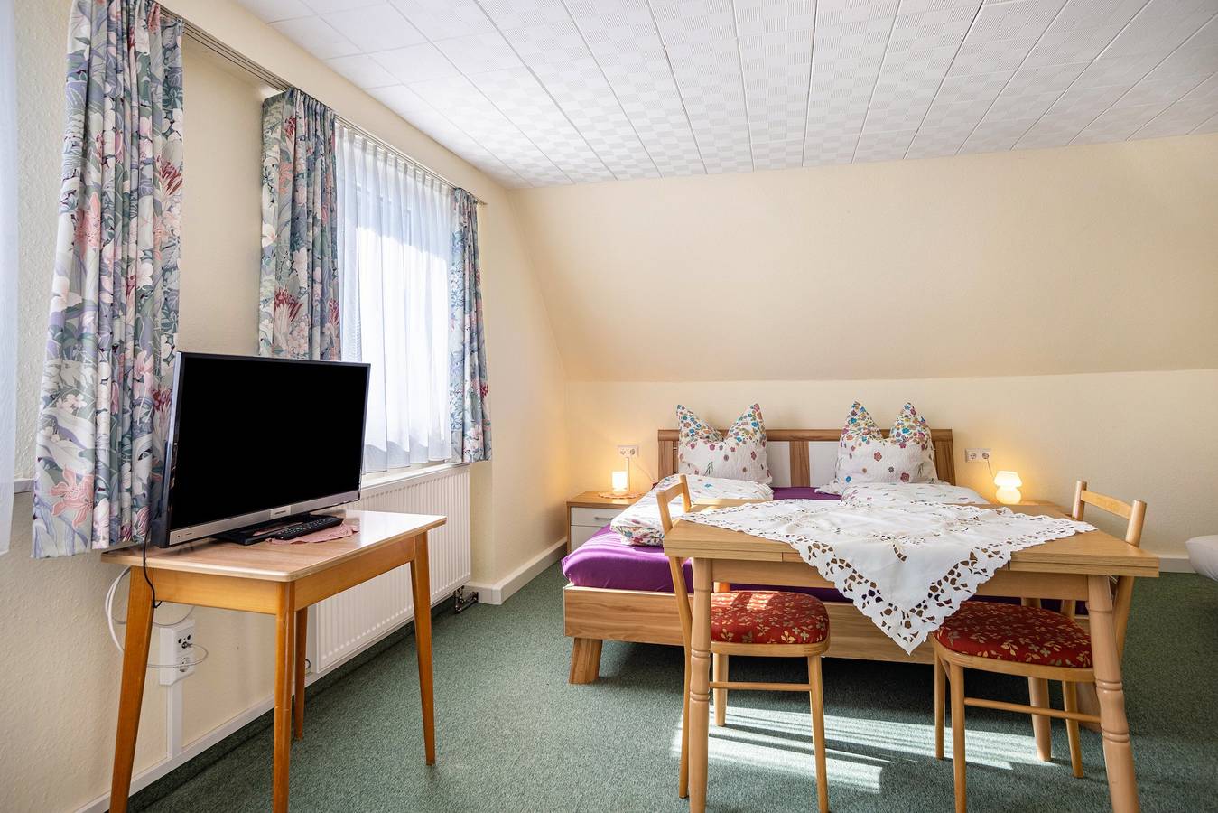 Habitación con jardín compartido y wifi in Kressbronn, Region Bodensee-Oberschwaben