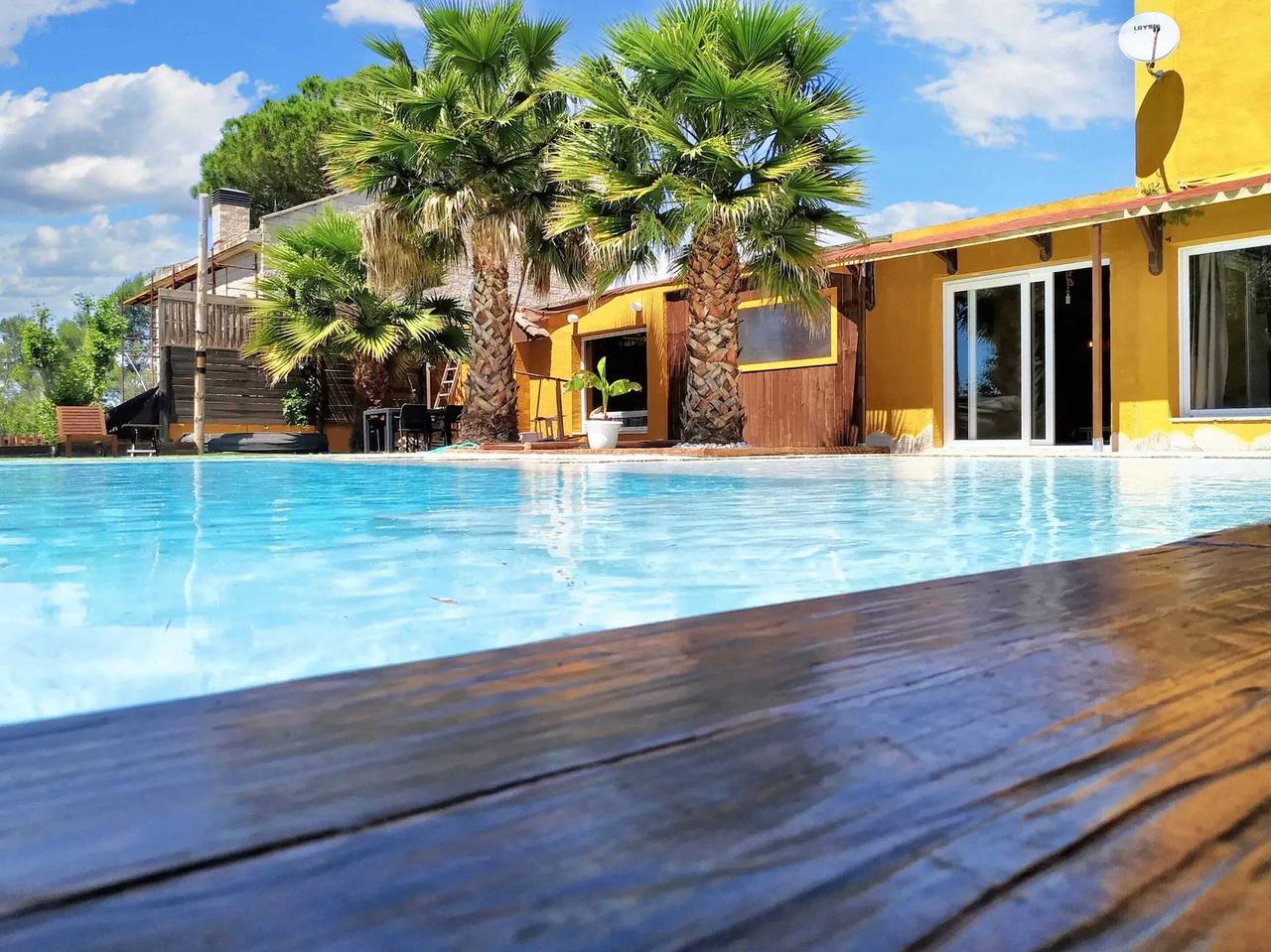 Villa élégante à Rubí avec piscine privée et jardin in Rubi, Barcelone l'intérieur des terres