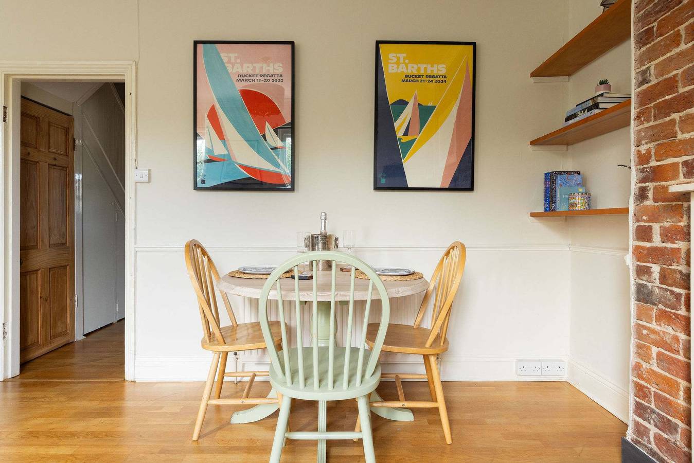 Ganze Wohnung, Characterful City Maisonette for 4 in Chichester, West Sussex