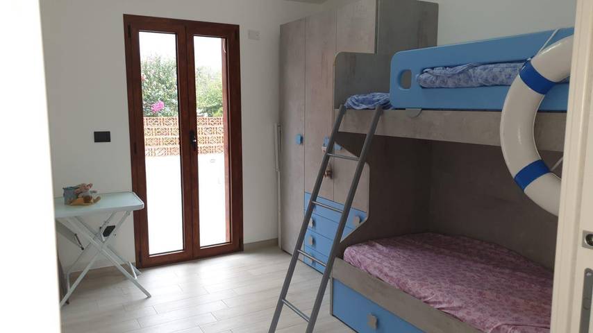 Villa für 5 Personen, mit Terrasse in Italien