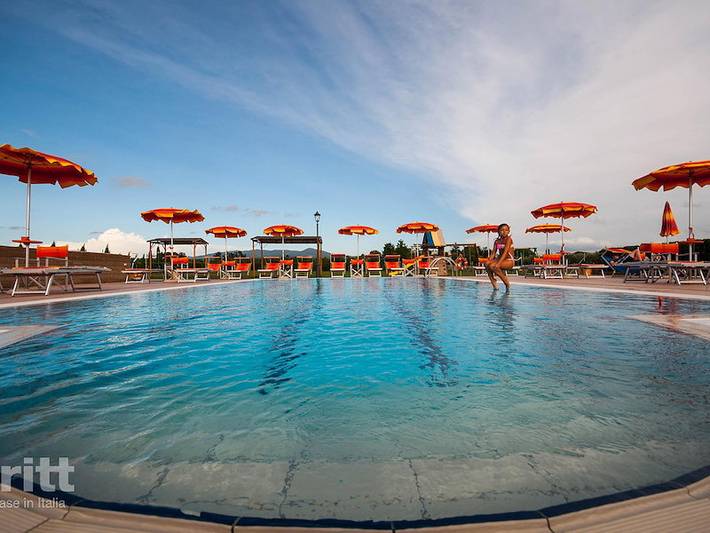 Vakantiehuis voor 4 personen, met terras en balkon/terras in Vada