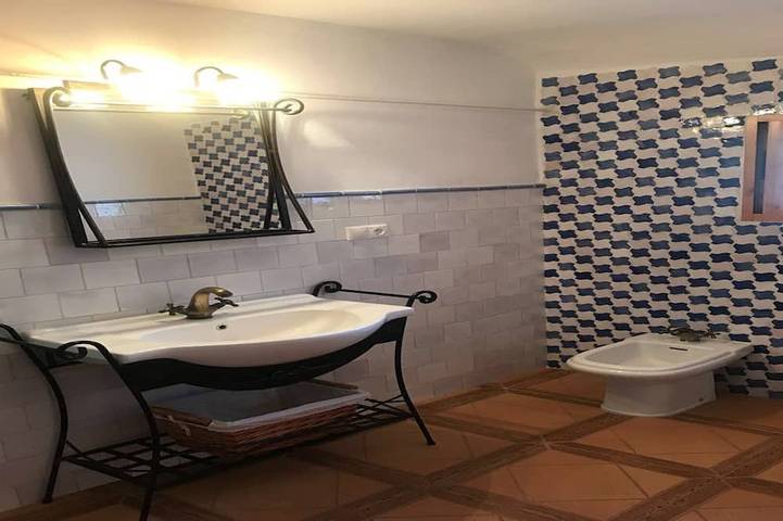 Lit Jewel<br>Idéal pour profiter de votre séjour en famille ou entre amis in Iznájar, Sierras Subbéticas