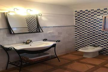Casa Rural para 10 Personas en Iznájar, Sierras Subbéticas, Foto 4