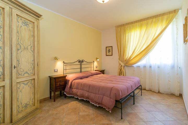 Agriturismo "Il Girasole - Fico D'India" con piscina condivisa, giardino condiviso e Wi-Fi in Campiglia Marittima, Costa degli Etruschi