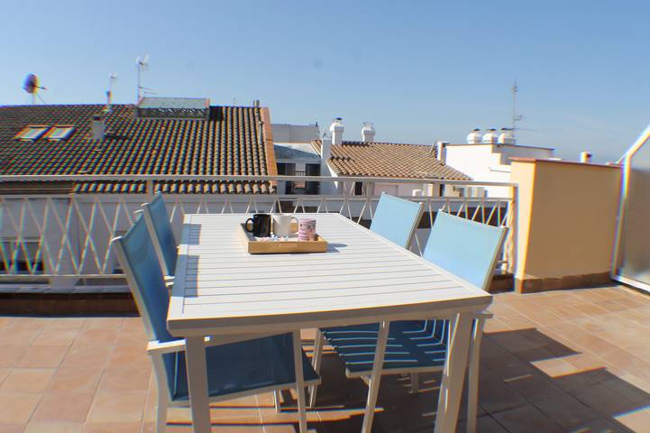 Holiday rental for 4 people, with balcony/terrace, with pets in Roses