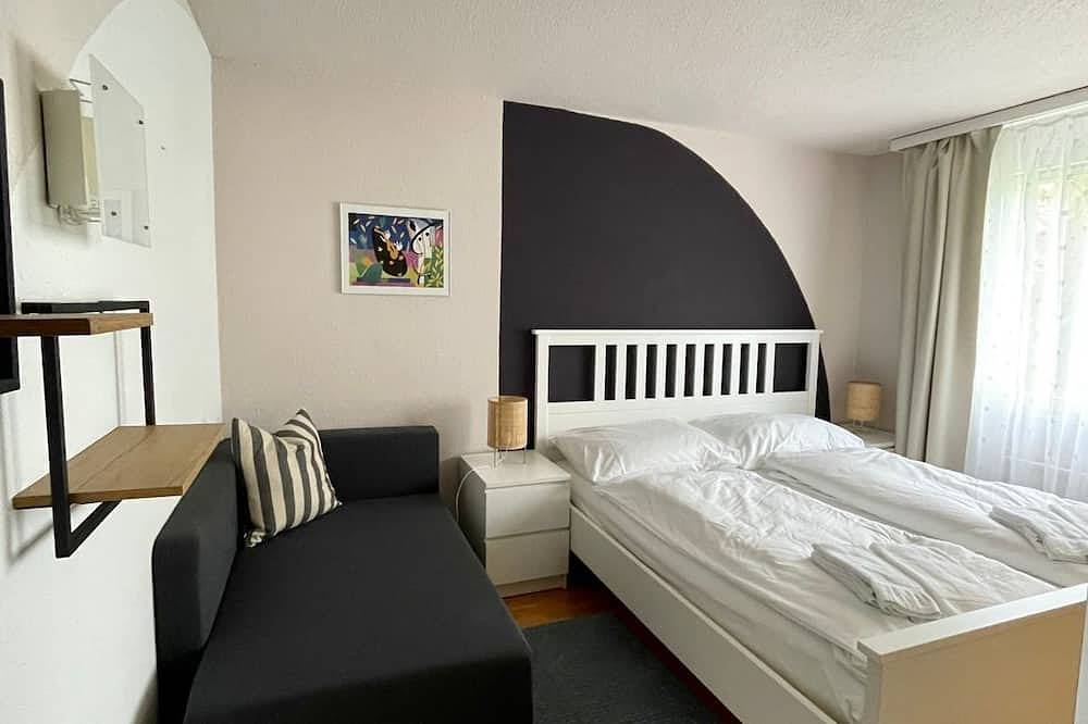 Appartamento intero, Helle Gartenwohnung mit Sitzplatz in Aargau-Basel