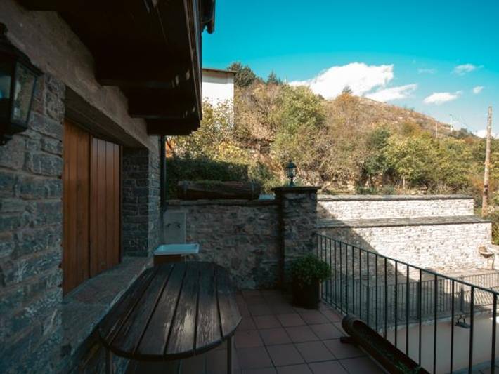 Casa de huéspedes para 10 personas, con balcón en Pallars Sobirà - 4