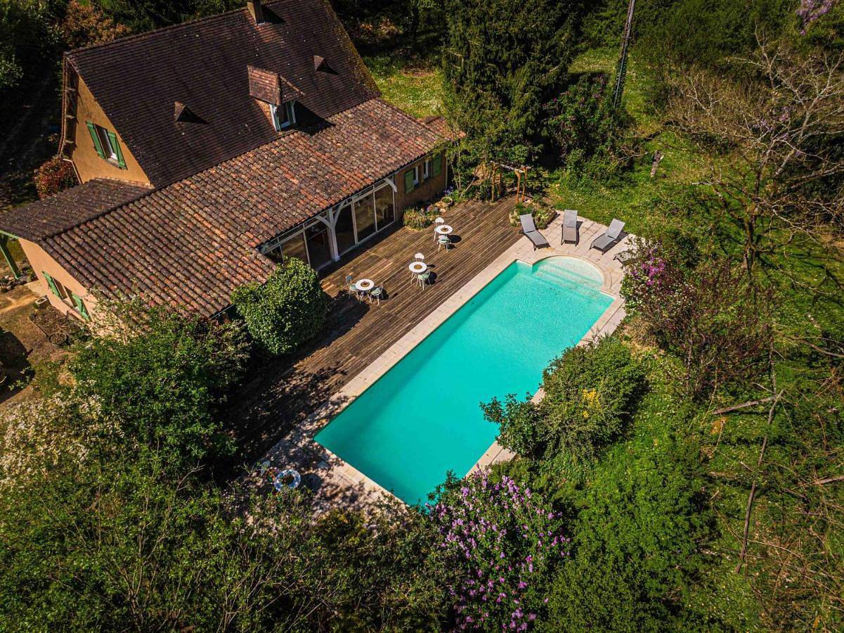 Maison Forenea chambres d'hôtes dans les bois avec petits déjeuners Bio in Sainte-Nathalène, Périgord Noir