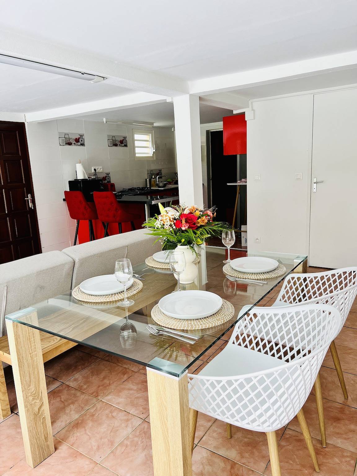 Apartamento entero, Apartamento encantador en Petit-Bourg / 73 m² / Vista al jardín in Petit-Bourg, Guadalupe