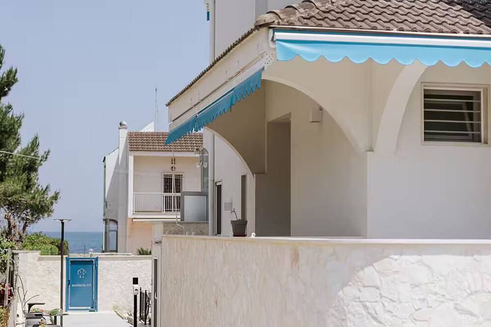 Basic Double Room in Bari, Bari Province