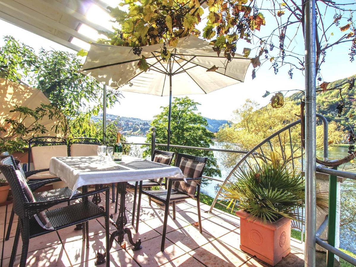 Ganze Wohnung, Apartment with Balcony in Bullay, Traben-Trarbach und Umbegung