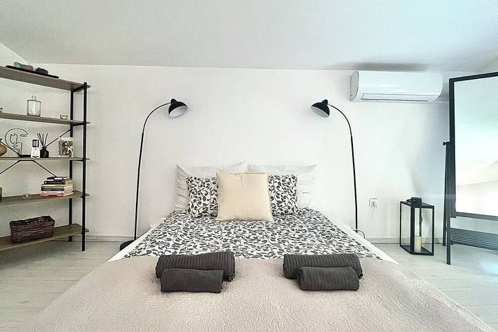 Appartement entier, Spacious, 2-bedroom apartment in Budapest with Ac & Netflix in Budapest, Danube-Ipoly National Park
