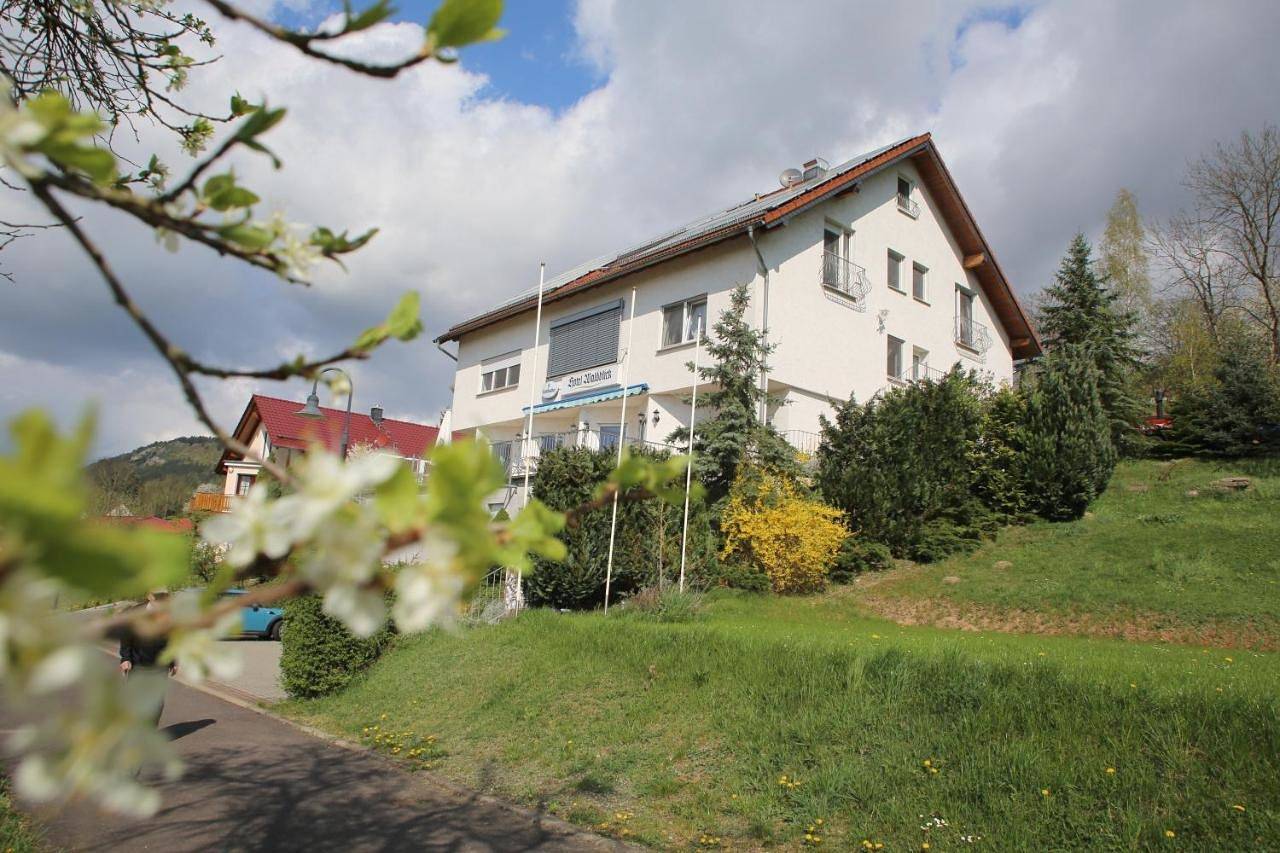 Double Room with Private Bathroom in Treffurt, Werratal