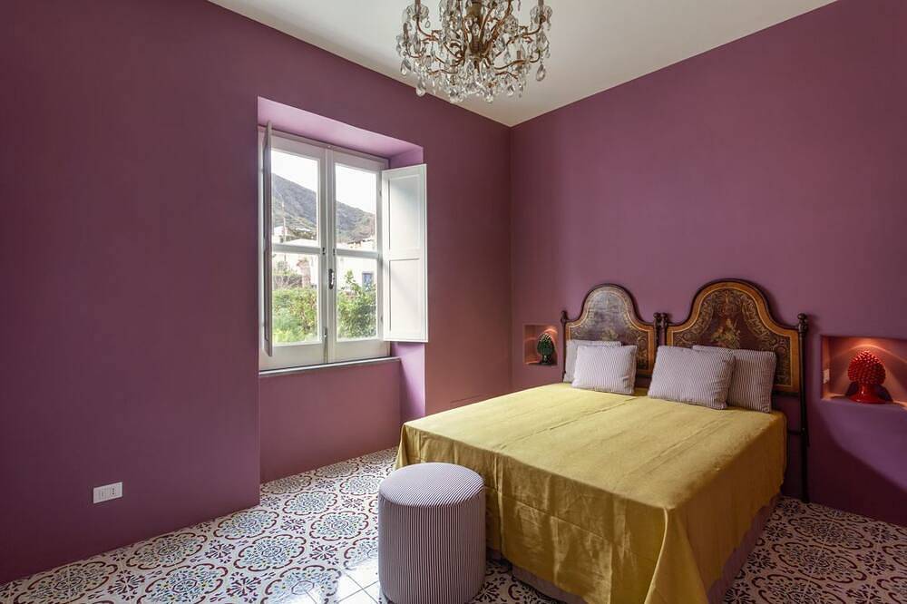 Villa Esotica - Sei Camere da Letto Villa, Ospiti Massimo 12 in Malfa, Salina