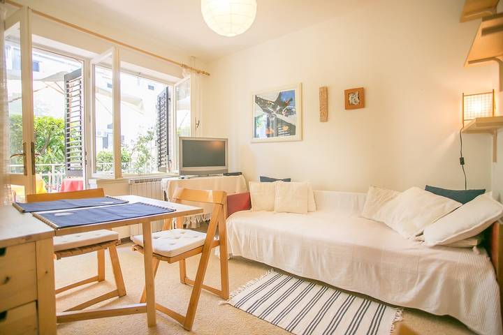 Ferienwohnung für 2 Personen, mit Balkon/Terrasse in Poreč