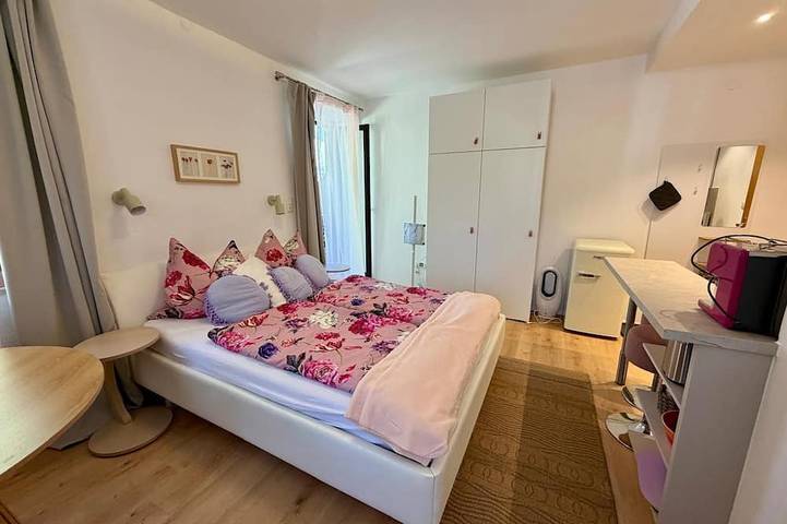 Ferienwohnung für 2 Personen, mit Garten und Balkon - 1