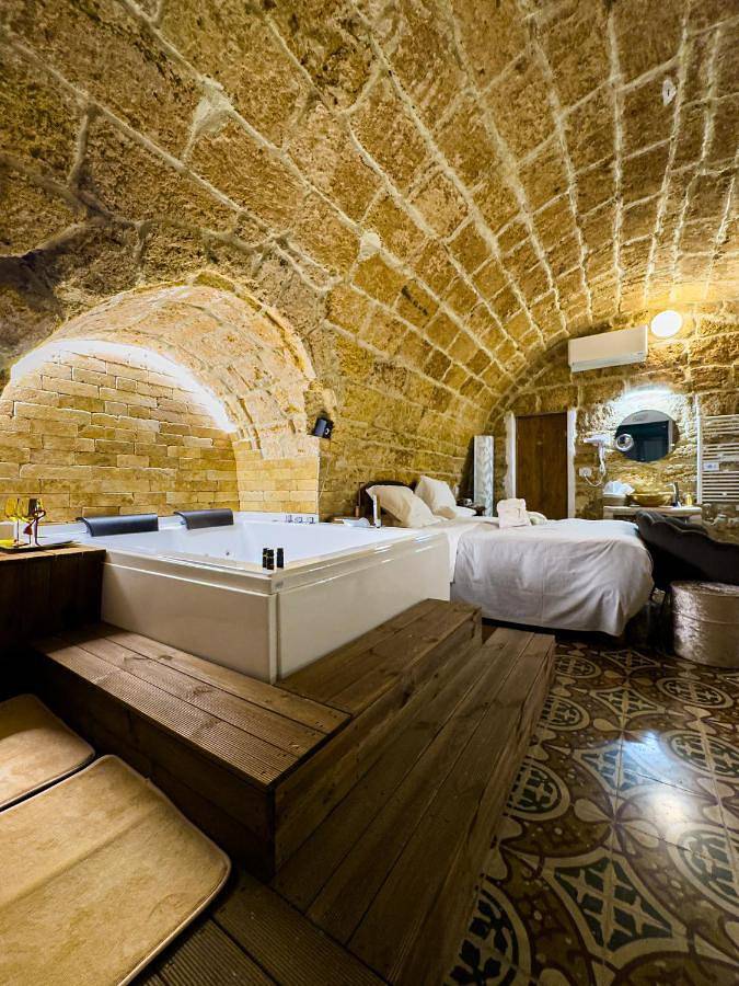 Chambre d’hôte pour 2 personnes, avec terrasse et jacuzzi à Gioia del Colle - 3