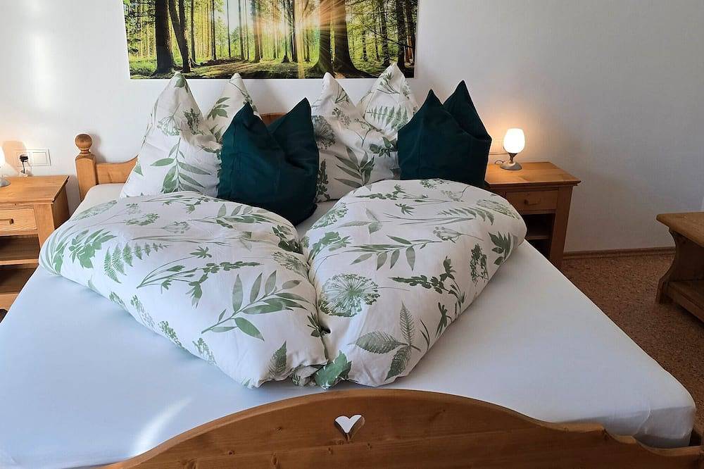 Bed and Breakfast 'Glückauf' with Mountain View, Shared Terrace and Wi-Fi in Kaunergrat, Wenns