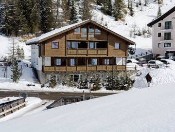 Hütte für 5 Personen, mit Garten und Whirlpool im Grödnertal