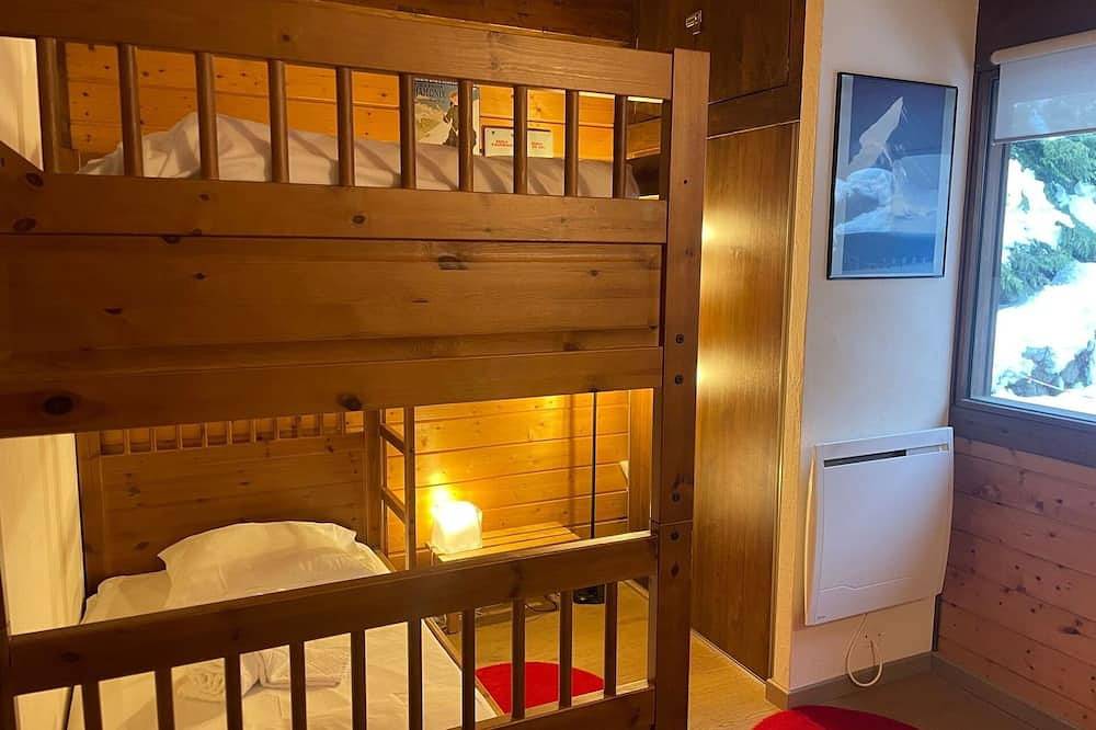 Entire apartment, Nice apartment for 4 guests with Wifi and Tv in Argentière, Chamonix-Mont-Blanc