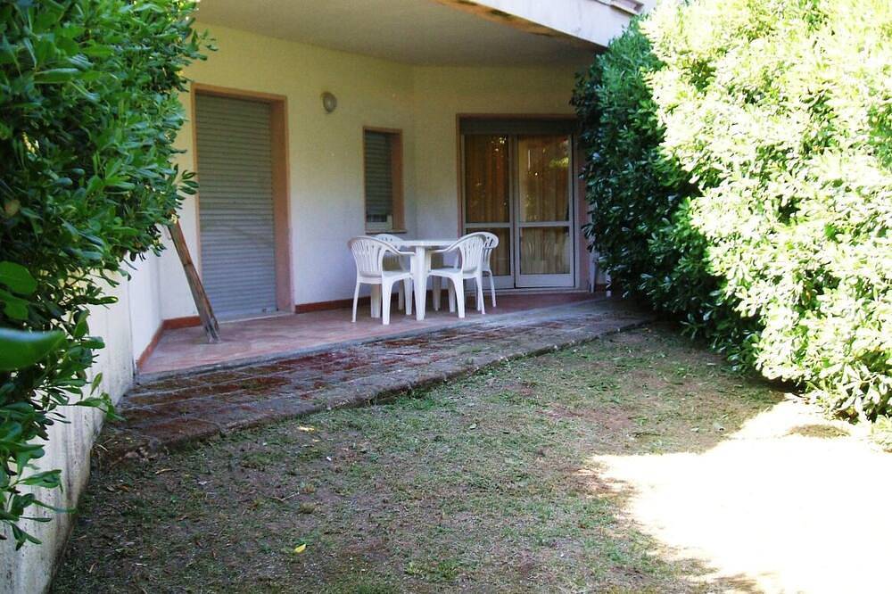 Ganze Wohnung, Residence Airone - Zweizimmerwohnung 5 Plätze in Giannella, Grosseto Provinz