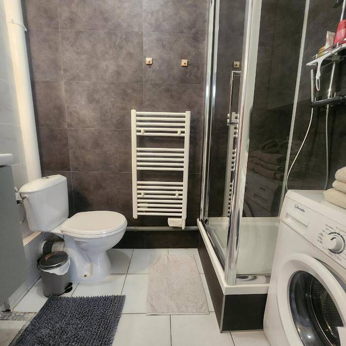 Gîte pour 2 personnes, avec balcon dans Bowling Acropolis Nice - 2